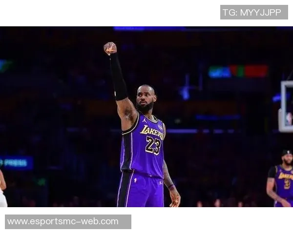 湖人自媒体惊叹41岁勒布朗重返赛场仍肩负防守重任